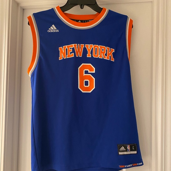 New York Knicks jersey